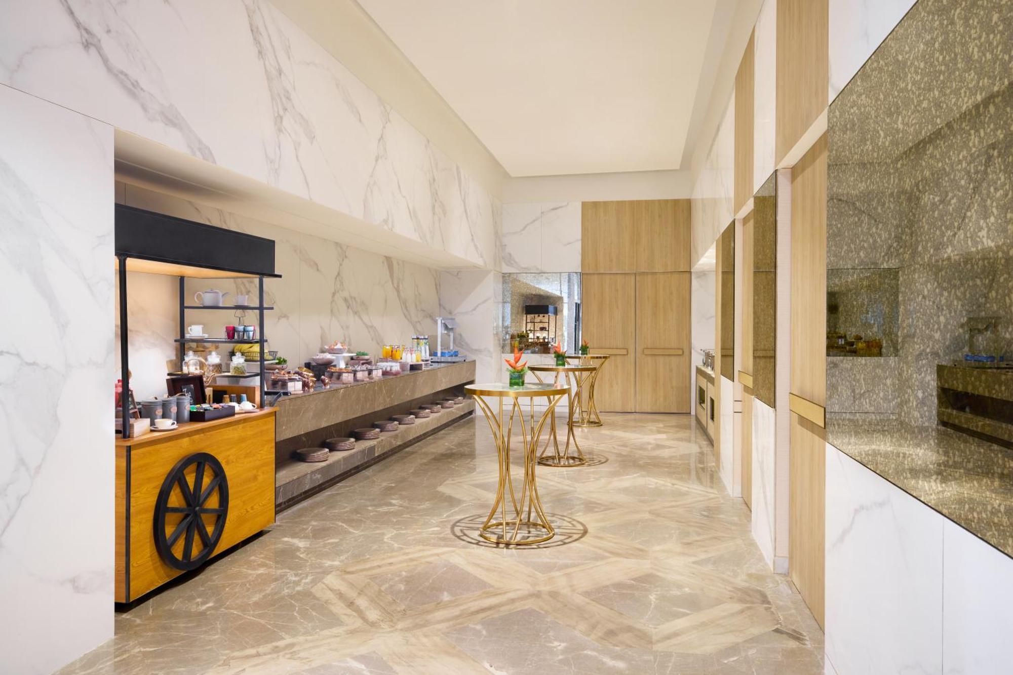 Novotel New Delhi City Centre Extérieur photo