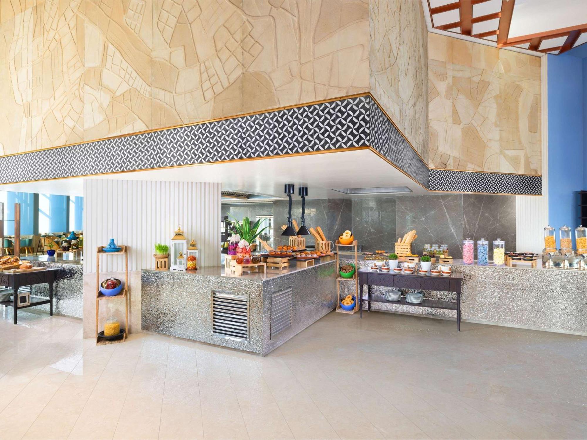 Novotel New Delhi City Centre Extérieur photo